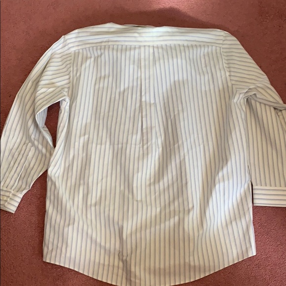 LL Bean long sleeve dress shirt - Picture 3 of 3